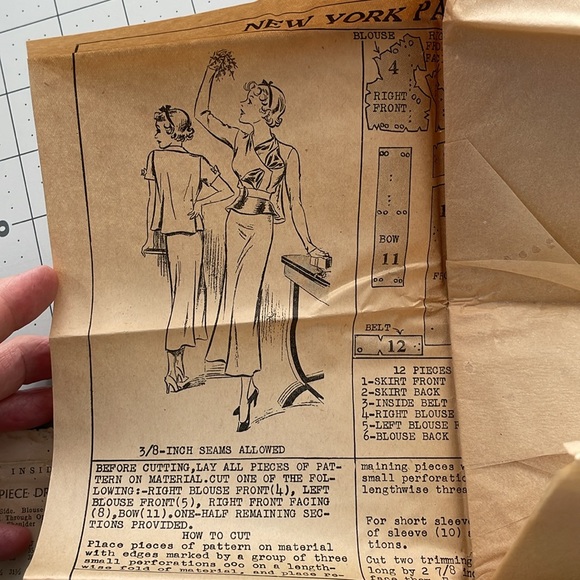 New York Pattern 165, size 11 pattern for two piece skirt w side opening - Picture 7 of 10